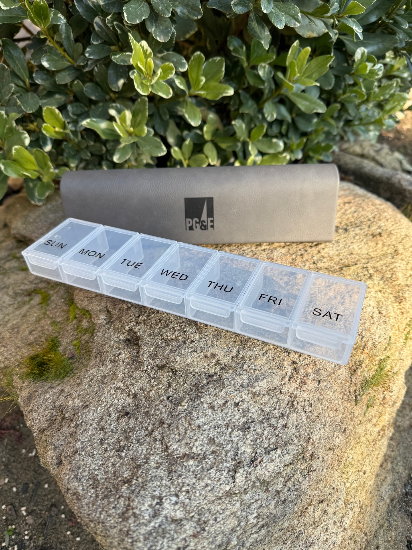 Pill box long