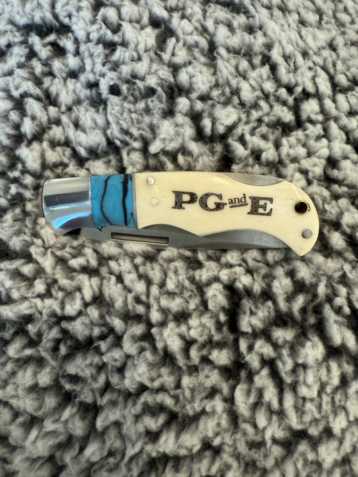 Bison River 3 1/2" Blue/Bone Folding Knife