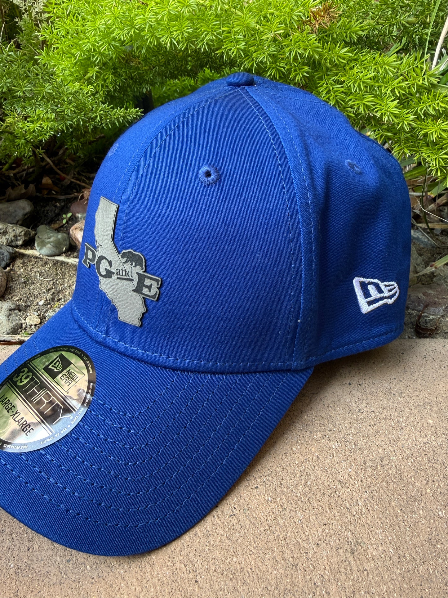 NE1000 New Era® Structured Stretch Cotton Cap Cali Bear