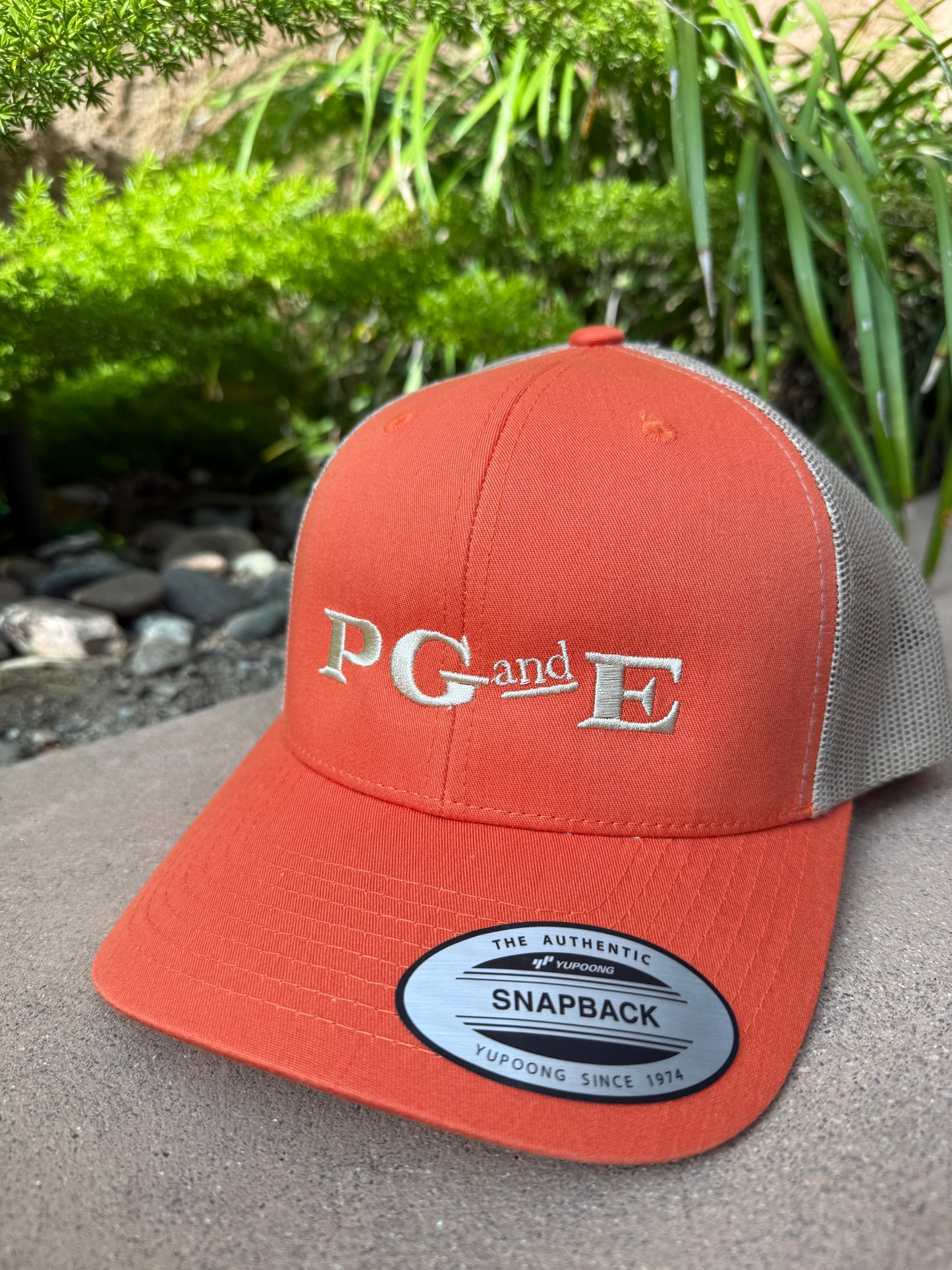 Yupoong 6606 Old School