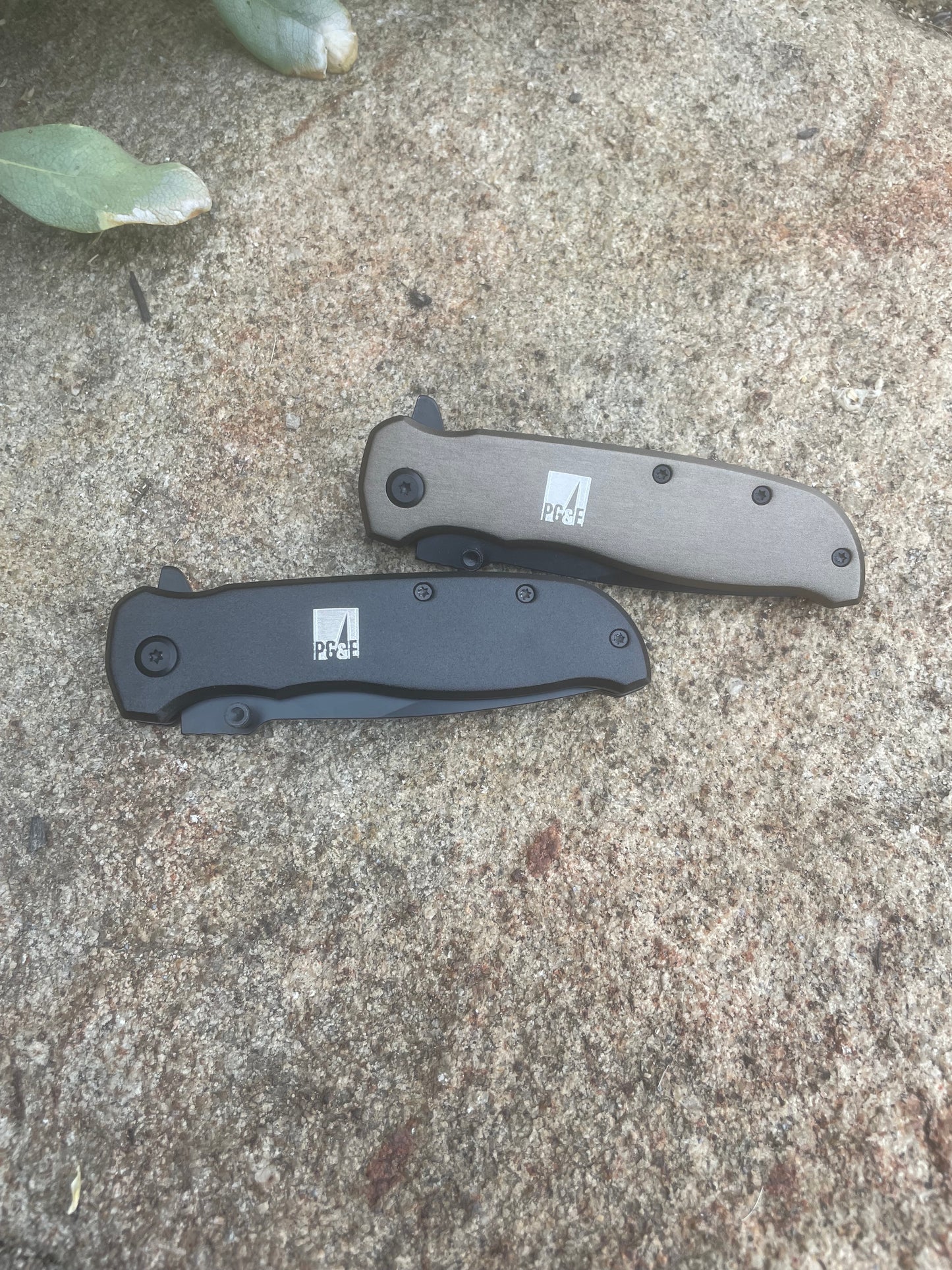 Knife Metal Sleek