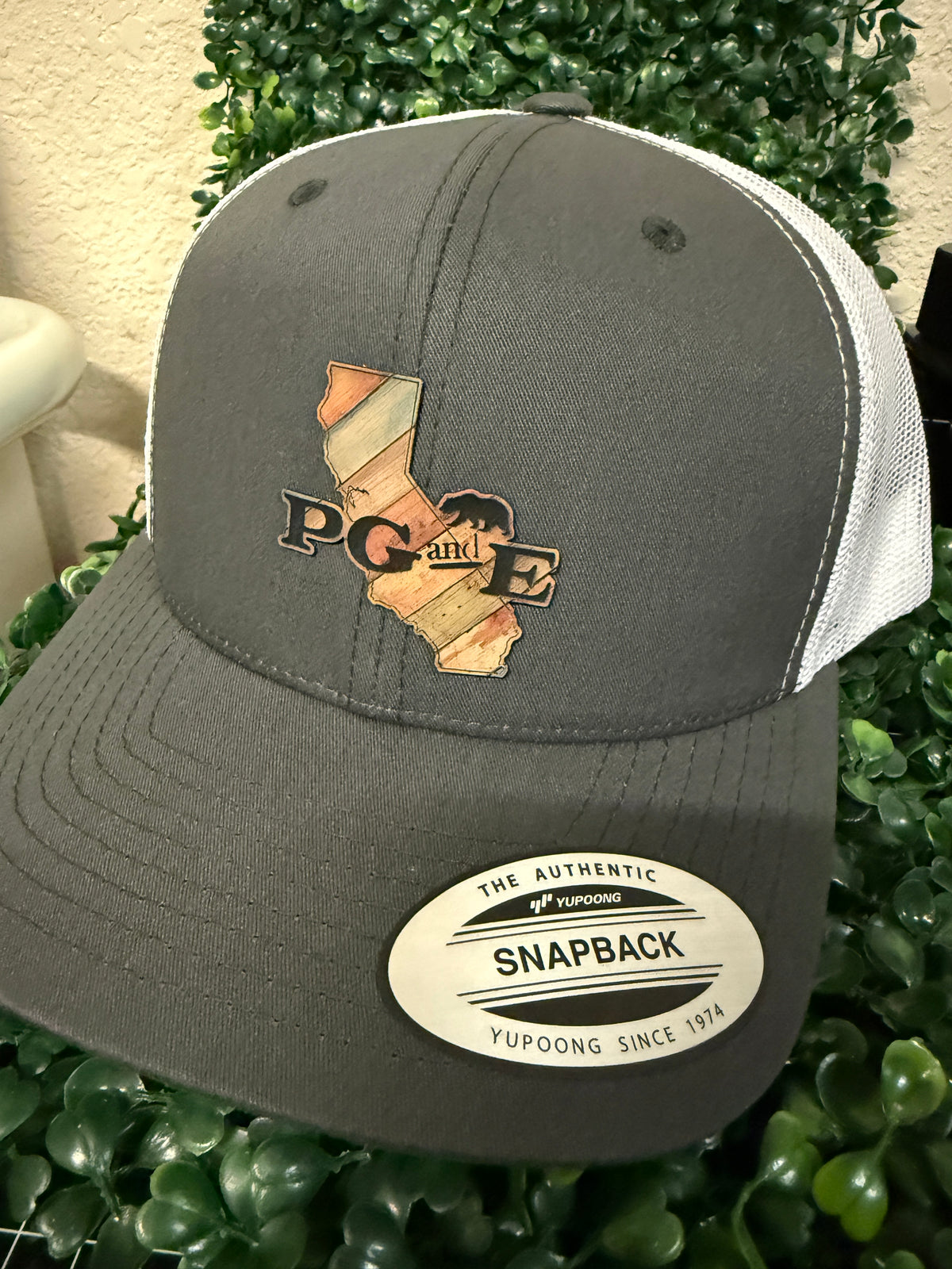 Yupoong Cali Bear Logo 6606