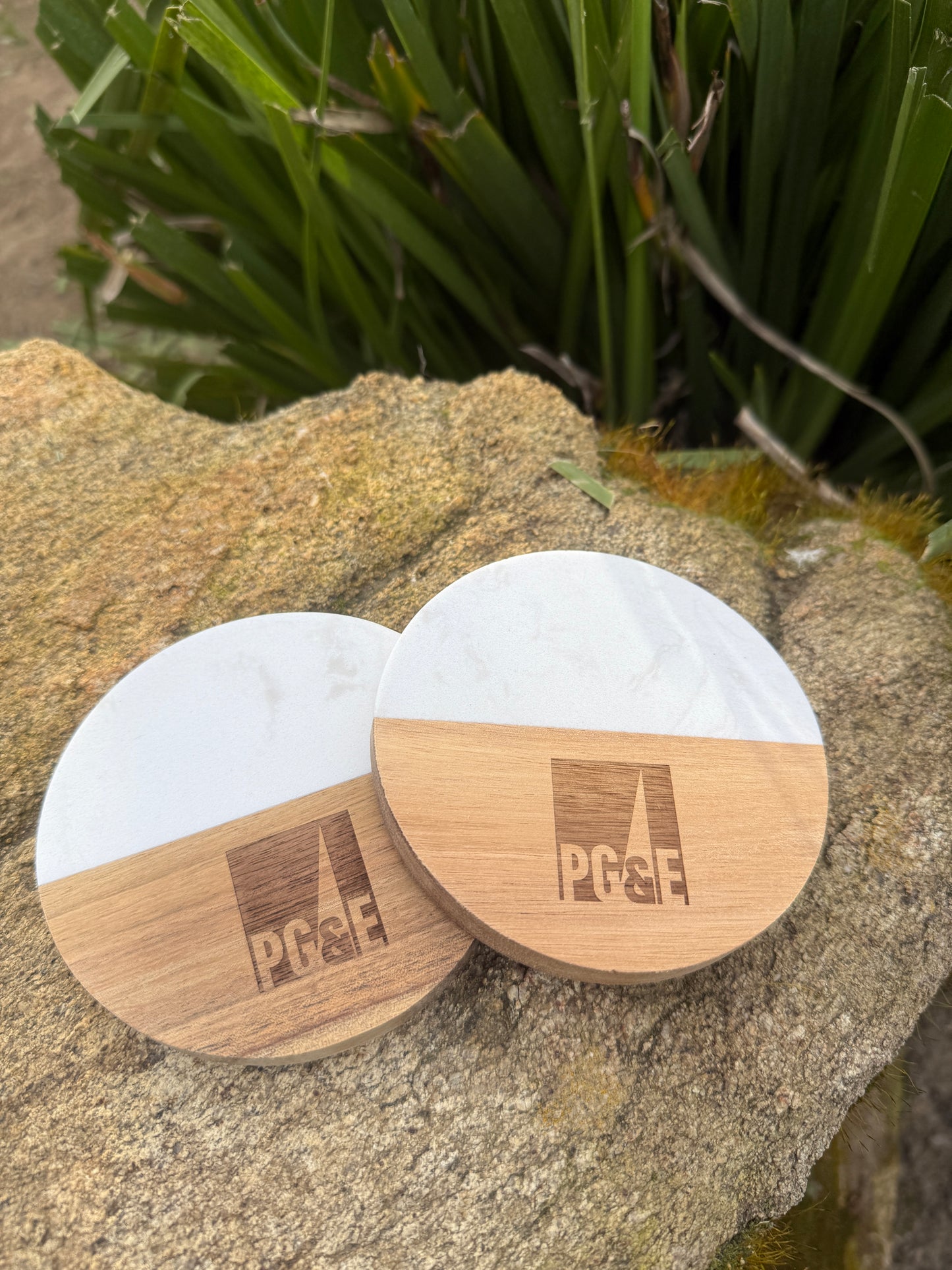Marble and Acacia Wood Coasters (4 pack)